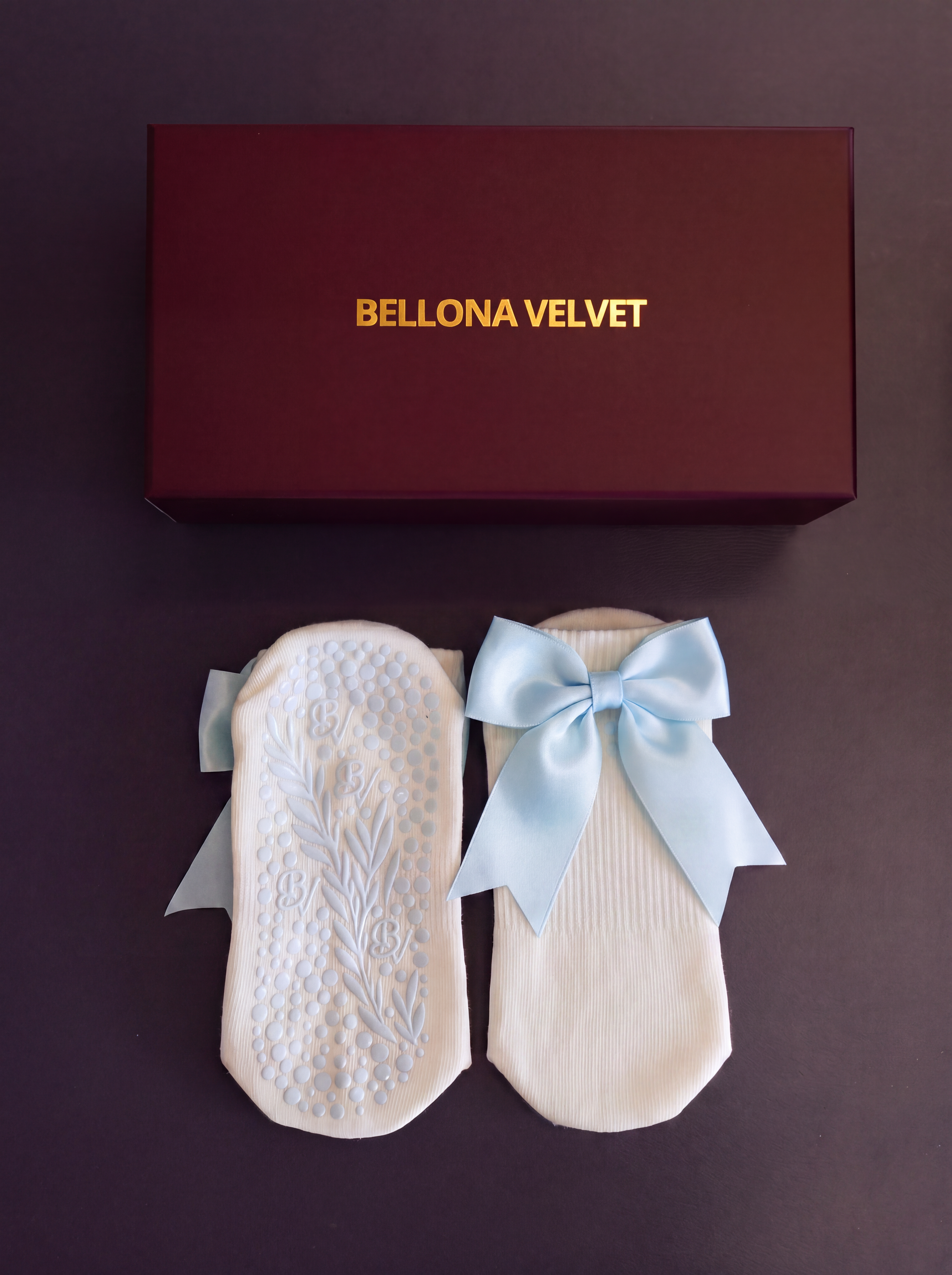 Blue Organic Grip Socks with Bows | Bellona Velvet